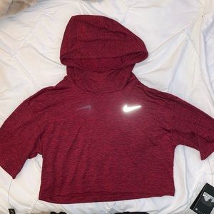 nike running crop top